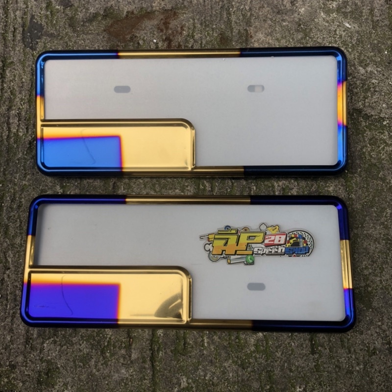 COVER/DUDUKAN PLAT NOMER/BINGKAI PLAT NOMOR TWO-TONE STAINLESS 1 SET DEPAN DAN BLAKANG PLUS MIKA