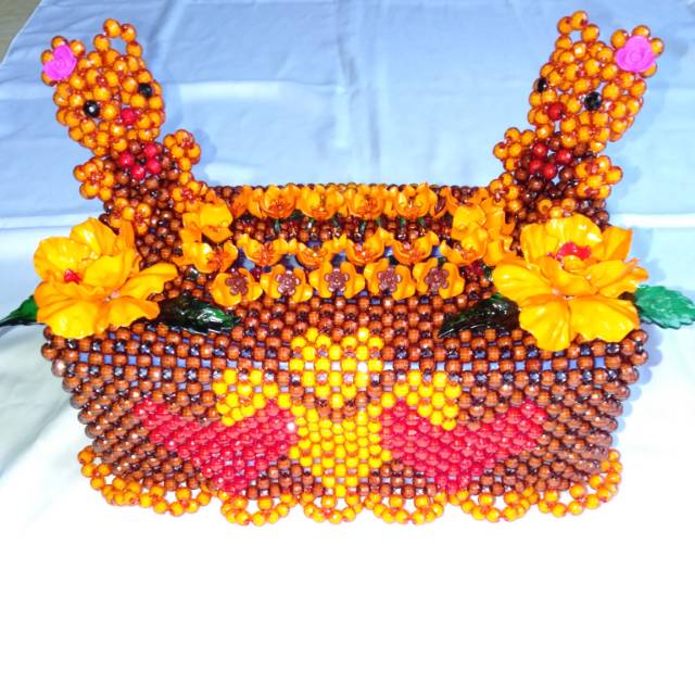 Kotak tissue Mote manik akrilik