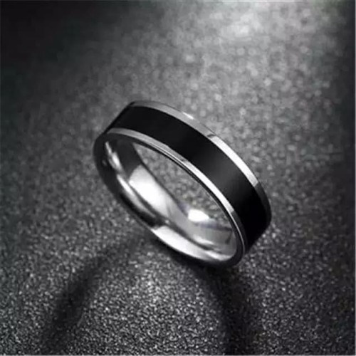 cincin anti karat gaul PROMO &amp; DISCOUNT CINCIN TITANIUM ELEGAN BAYAR DI TEMPAT Silver Hitam -Cincin Silver List Gold Perhiasan Titanium Stainless Steel CINCIN PRIA KOMBINASI