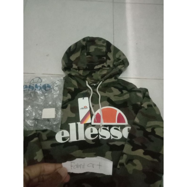 ellese camo