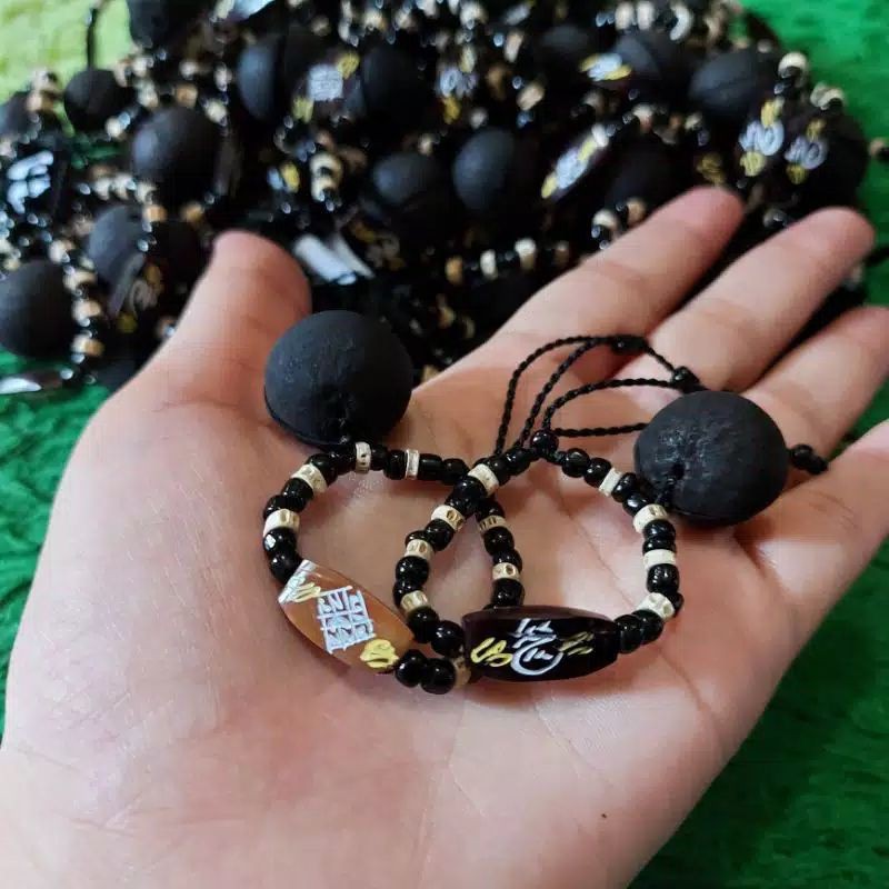 Gelang sawan buyu