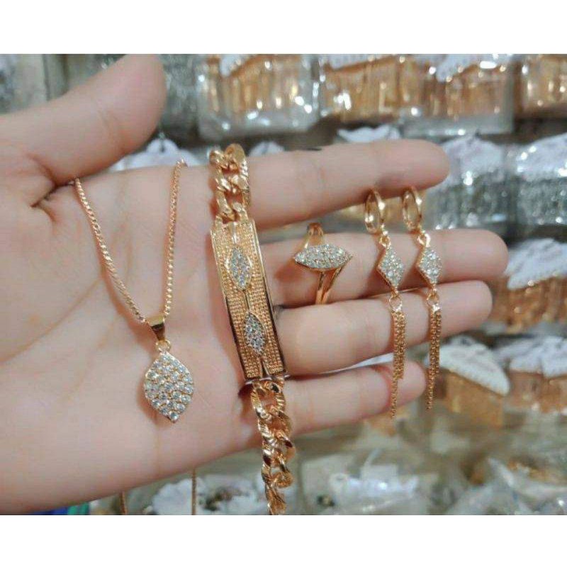 Full set perhiasan titanium 2022 Anting jurai