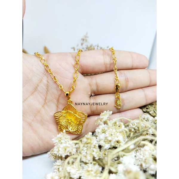 Kalung donat ukir &amp; Liontin koin