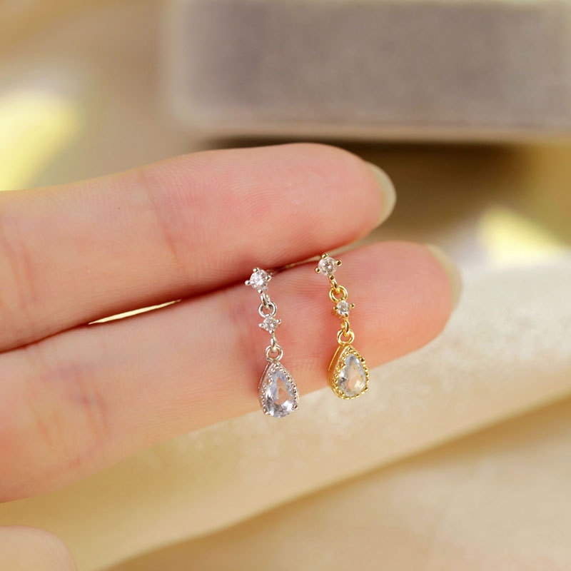 Anting Tusuk Gantung Bahan Sterling Silver 925 Hias Zircon Aquamarine Gaya Koreaelegan Untuk Wanita