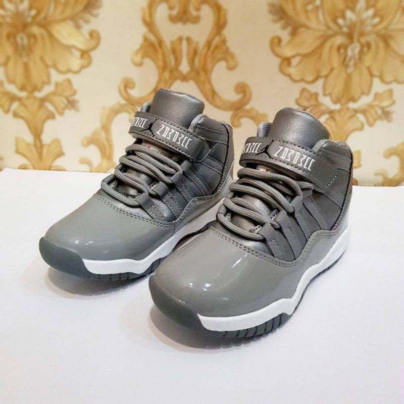 SEPATU ANAK JORDAN 11 ABU ABU PREMIUM HIGH QUALITY SEPATU JORDAN 11 KIDS BASKET