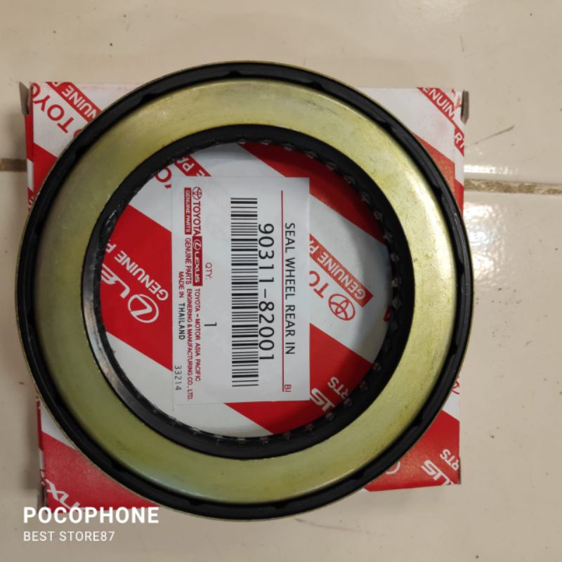 Seal Roda Belakang Dalam Toyota Rino 14B 90311-82001