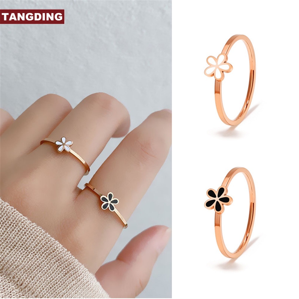 【COD Tangding】Small Daisy Black White Flower Ring Personality Female Boudoir Index Finger Fashion Accessories Jewelry