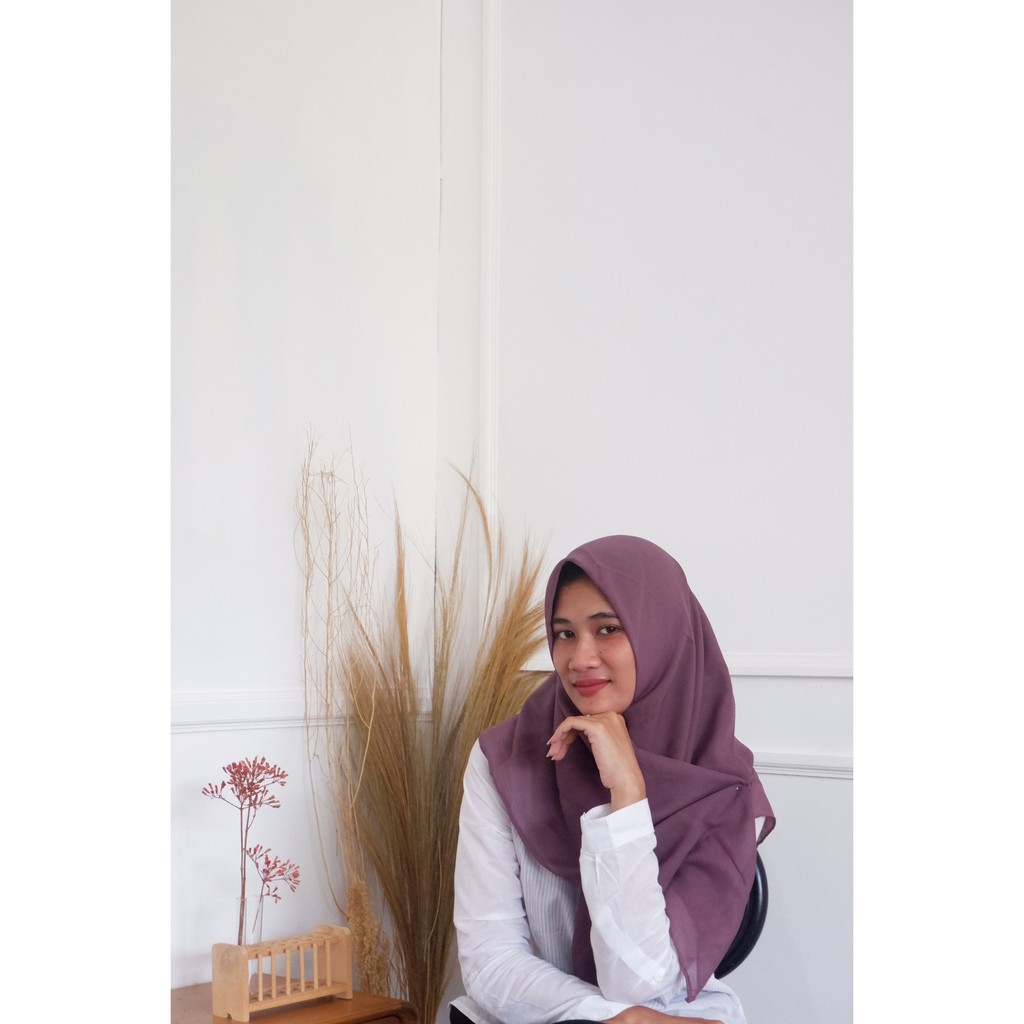 50 warna BELLA SQUARE JILBAB SEGI EMPAT POLLYCOTTON-bella misty