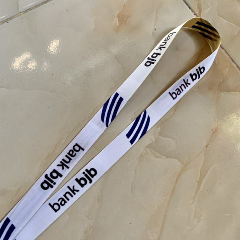 

Lanyard BANK BJB tali lanyard DISTRO gantungan kunci name tag id card kartu nama / tali lanyard gantungan leher