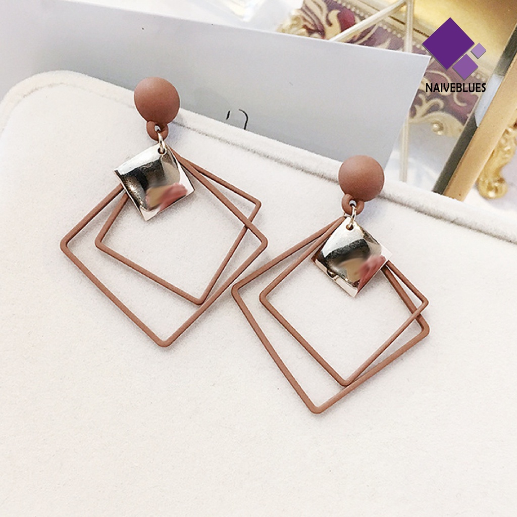 1 Pasang Anting Stud Tindik Bentuk Persegi Ganda Bahan Alloy Untuk Hadiah