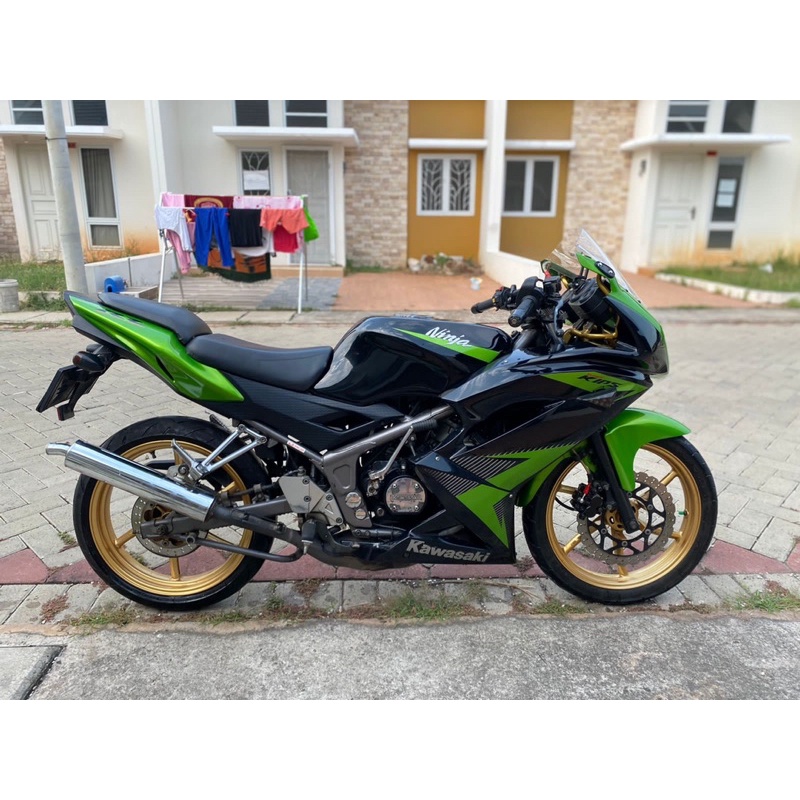 kawasaki ninja rr 2014 hijau mantap