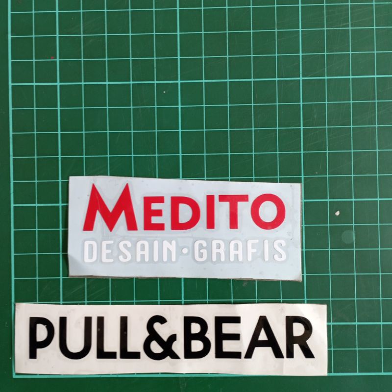 Sticker Cutting PULL&amp;BEAR