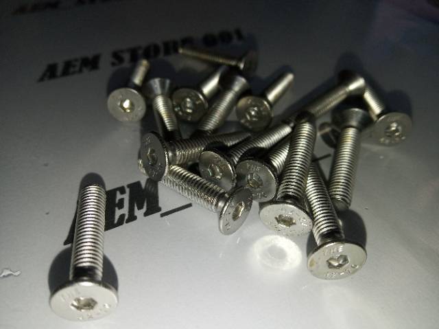 Verseng L M5 X 25 (2,5cm) stainless 304