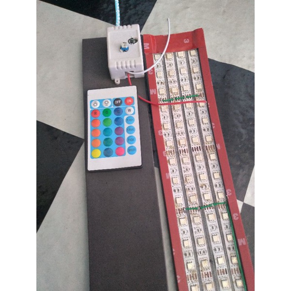 Strobo 2chanel RGB Remot 30cm 12v/24v