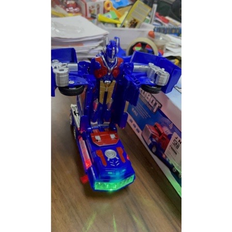 Mainan Robot Transformers Optimus Prime Robot Strong Robot Bisa berubah