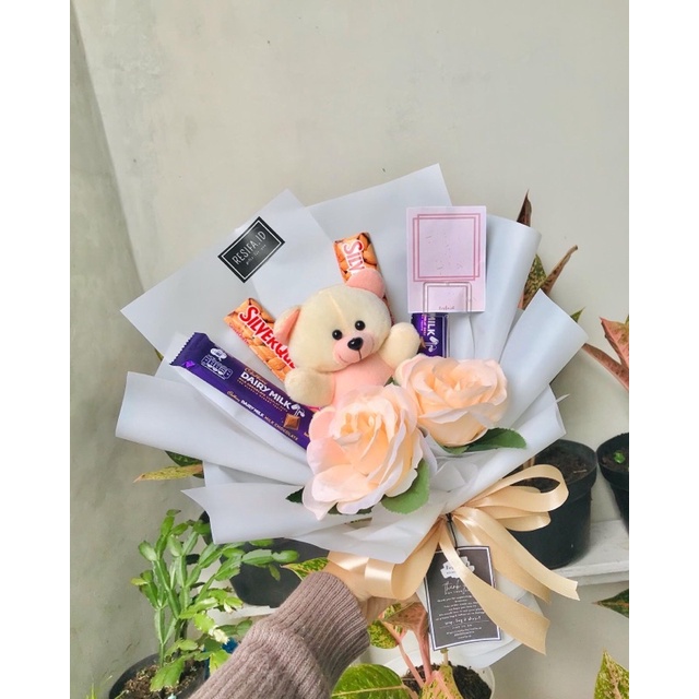 

Buket Cewe / Buket Bunga mix Coklat / Buket Tas