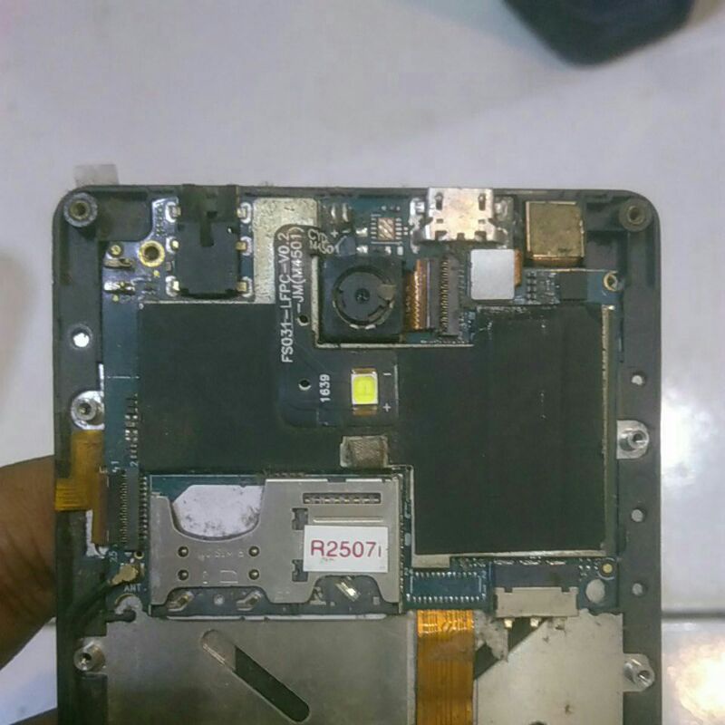 Polytron R2507i Kondisi Mati