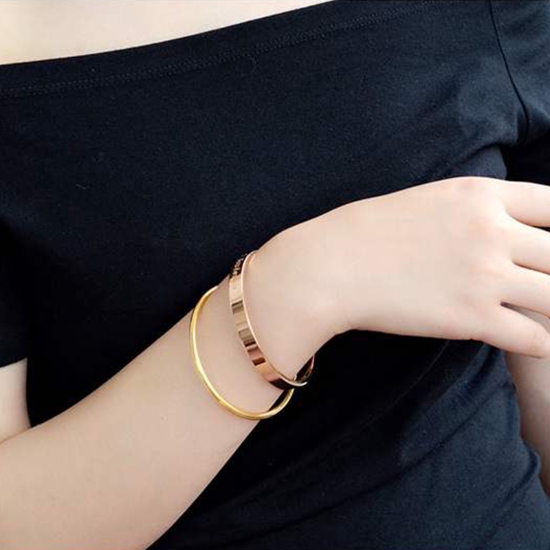 Gelang Titanium Steel Warna Rose Gold 18K Gaya Korea untuk Pasangan-3