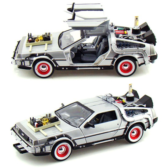 BARU WELLY - DELOREAN TIME MACHINE 1:24