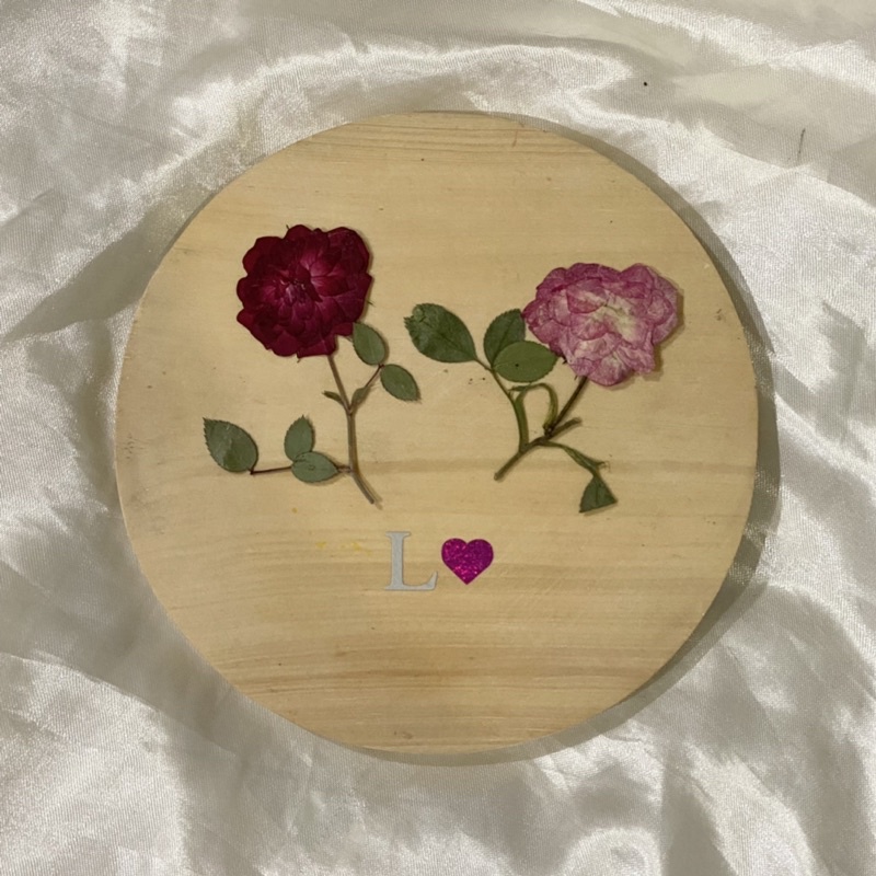 bunga mawar bertangkai / rose with stem / dried rose / pressed rose