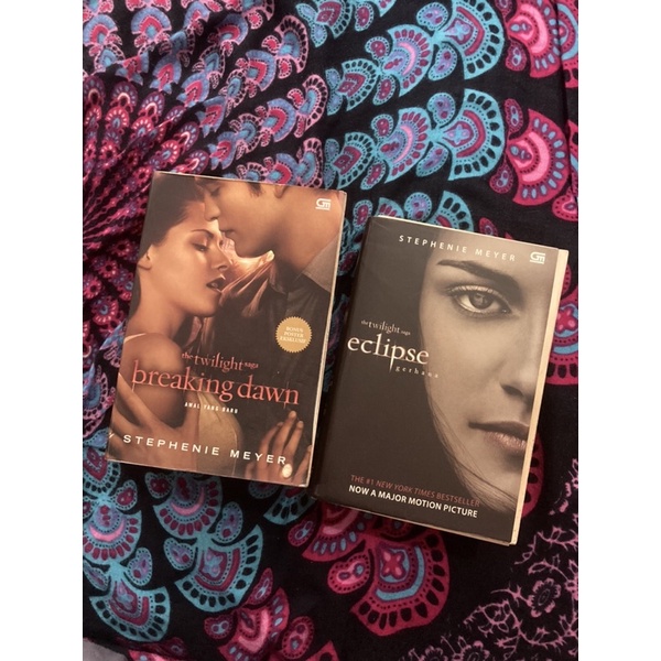 bundle preloved novel twilight breaking dawn & eclipse