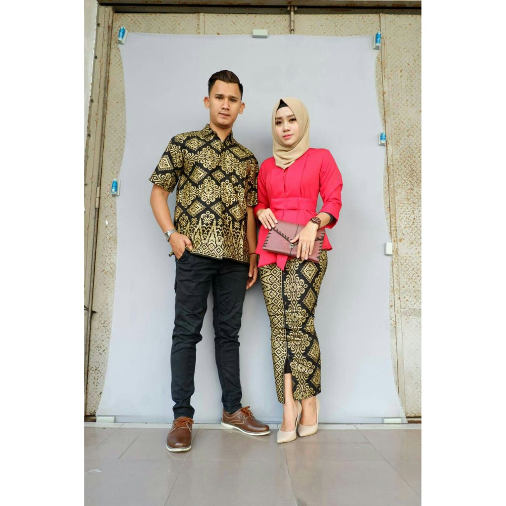 Couple New Gishella Prada RnB Naomi Wajik Sarimbit Batik Modern Prada Kutu Baru Seragam Pesta Muslim