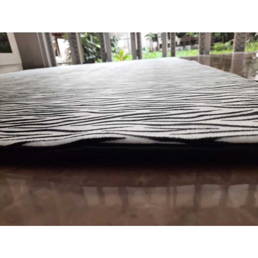 Karpet Busa FONIX Malaysia Bulu Super Lembut Anti Slip 150x190 F104-2