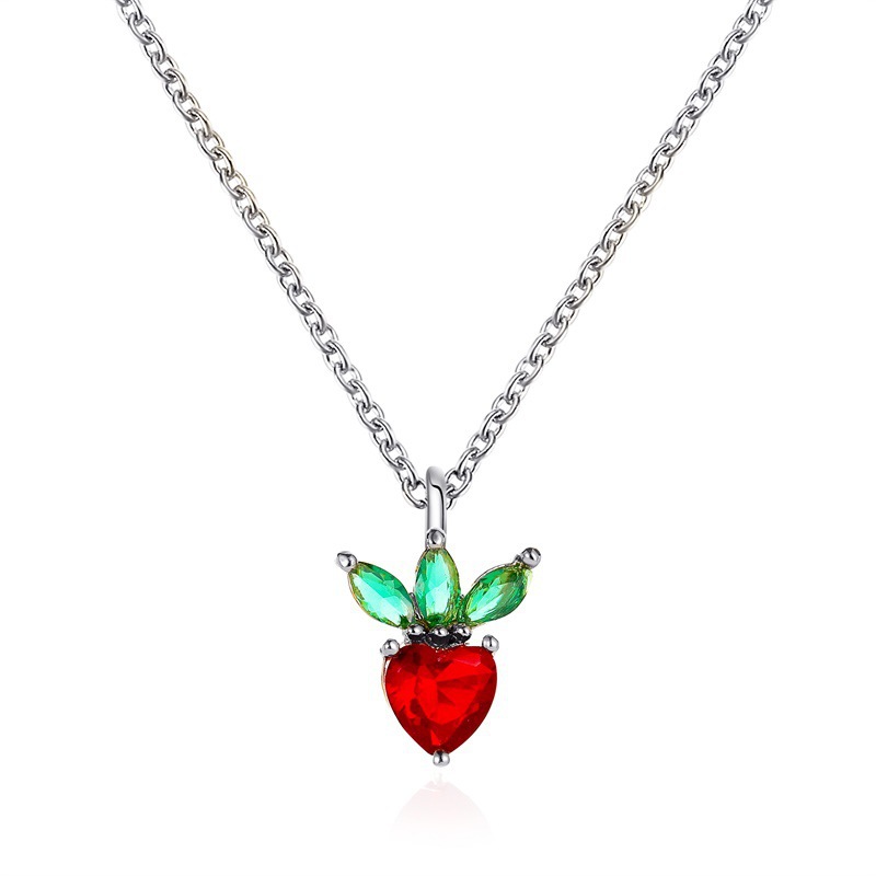 Kalung Strawberry Lucu Fashion Korea Rantai Klavikula Wanita Pendek Manis Asesoris Busana Siswa / Perempuan Sederhana