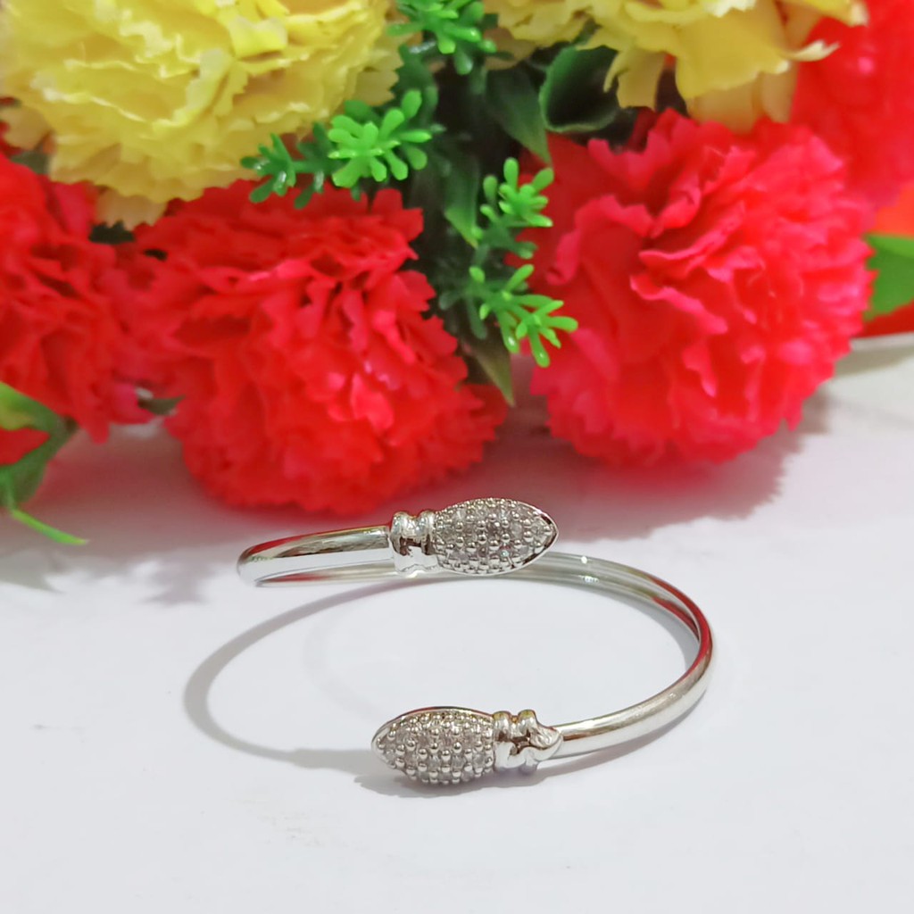 Gelang Anak Bangle TITANIUM Permata Zircon Gold dan Silver limited edition (COD)