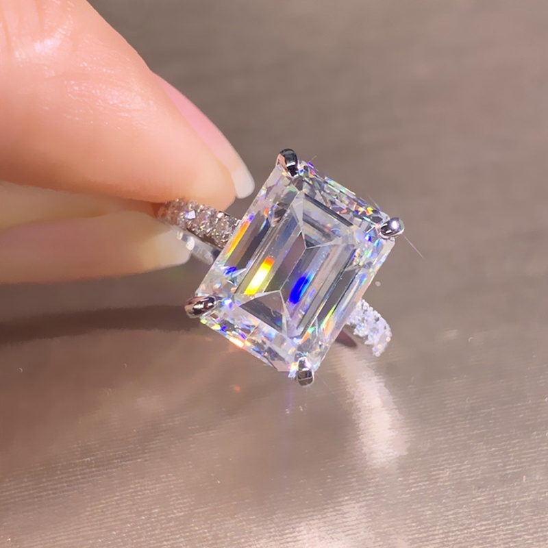 Cincin Kristal Cubic Zirconia Bentuk Persegi Untuk Wanita