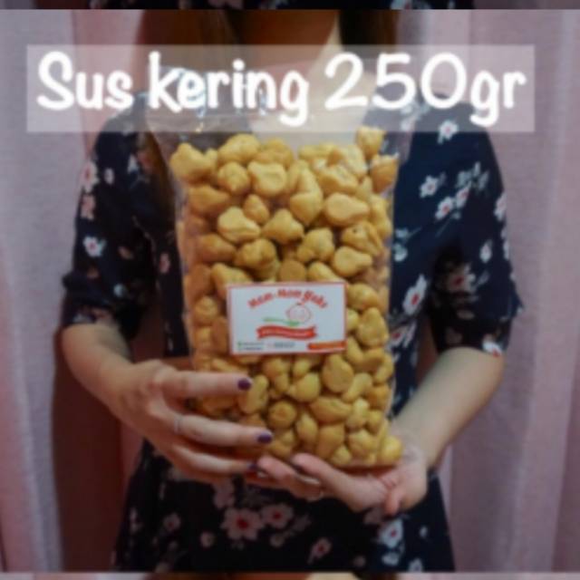 

Soes kering/camilan/snack ringan/jajan lebaran