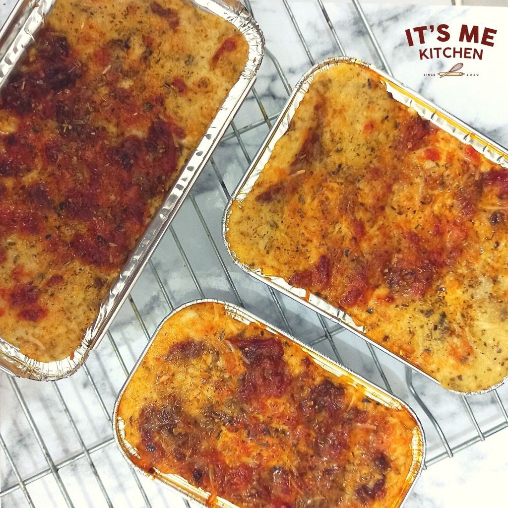 

Beef Lasagna Homemade Size S/M/L - It's Me Kitchen