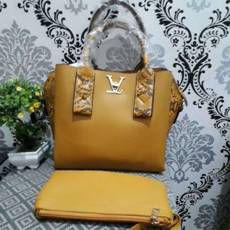 hand bag LV  Yellow