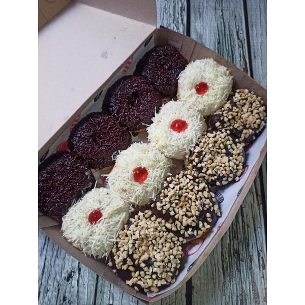 

donat isi 12