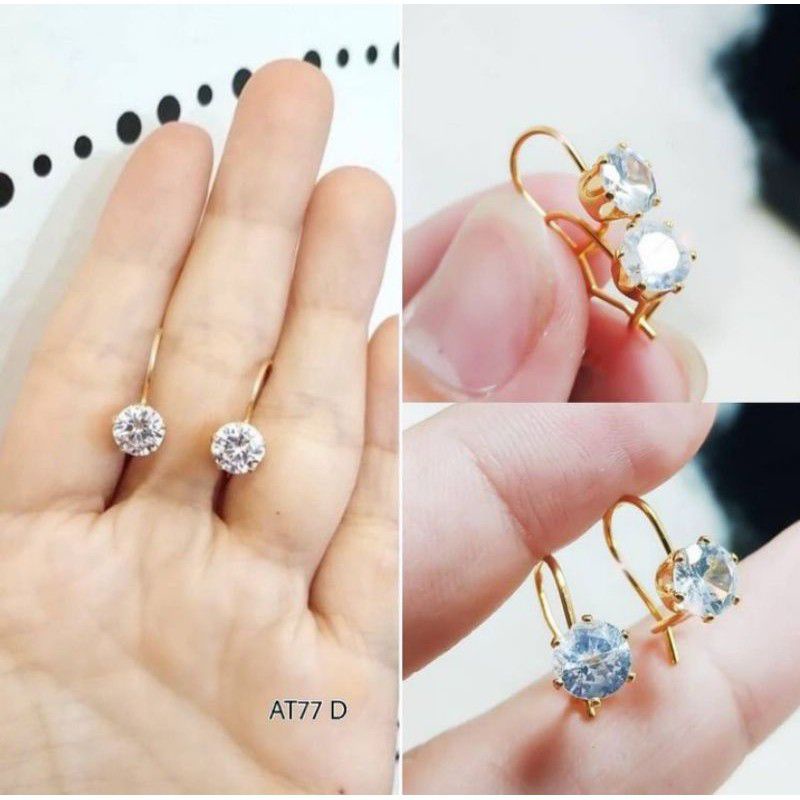 Quenn * Anting Desi titanium / anting wanita