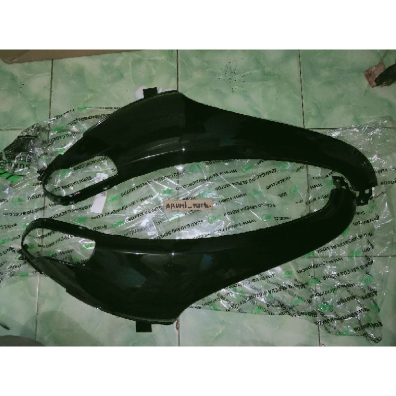 Sayap depan samping kanan kiri scoopy fi 2013-2014-2015-2016 hitam