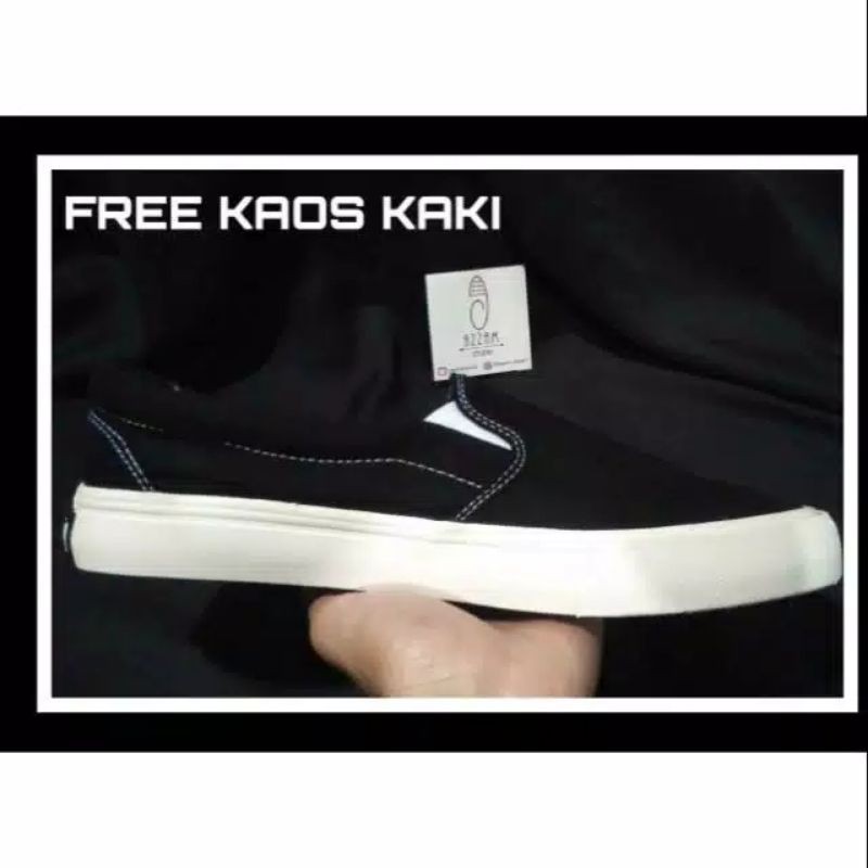 Sepatu slip on Gearfourth