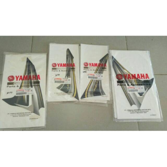 Sticker/Stripping/List Sayap Depan Vixion Hitam 2010 Ori Yamaha