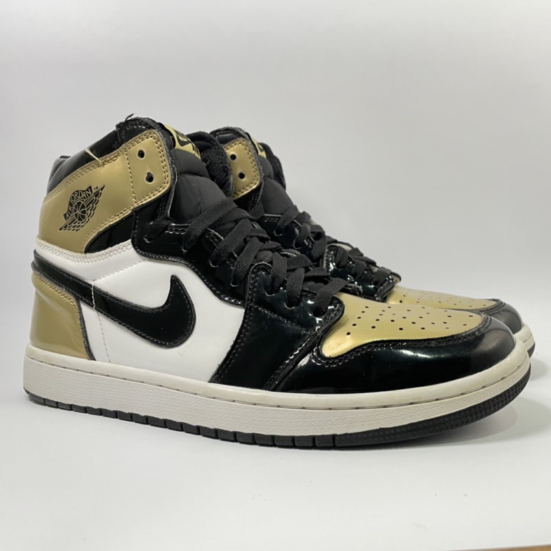 gold toe jordan one