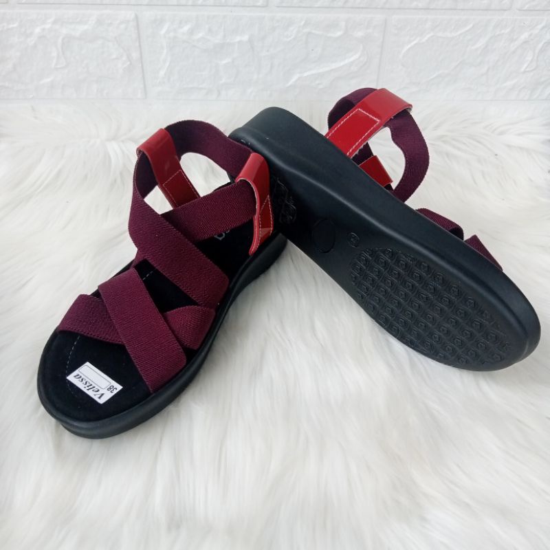 Sandal Wanita Tali Belakang Sandal Wanita Tali Karet Sandal Gladiator Sandal Gunung Teplek wanita Te