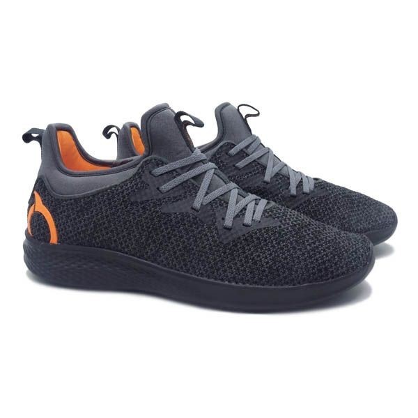 Sepatu Running Ortuseight Phyton - Black/Ortrange