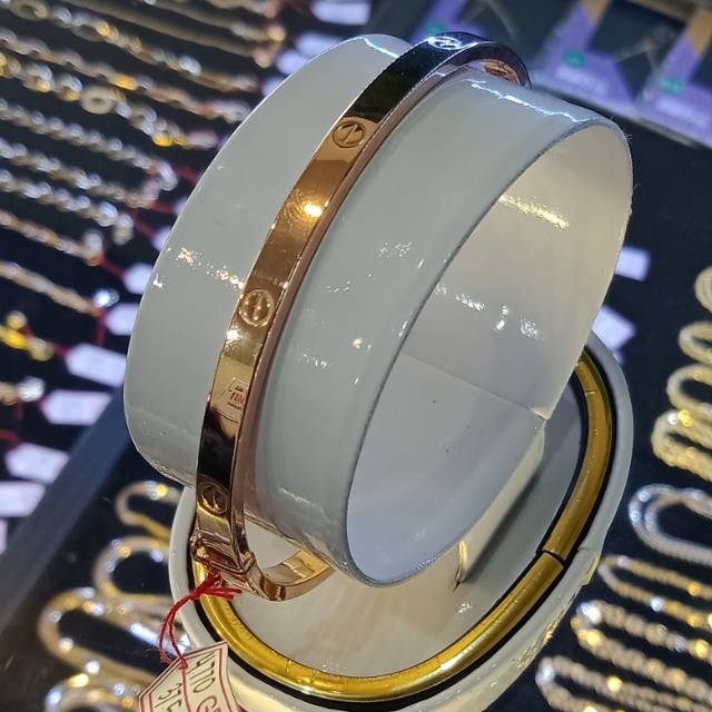 Gelang Cartier rose gold berat 4,77gr