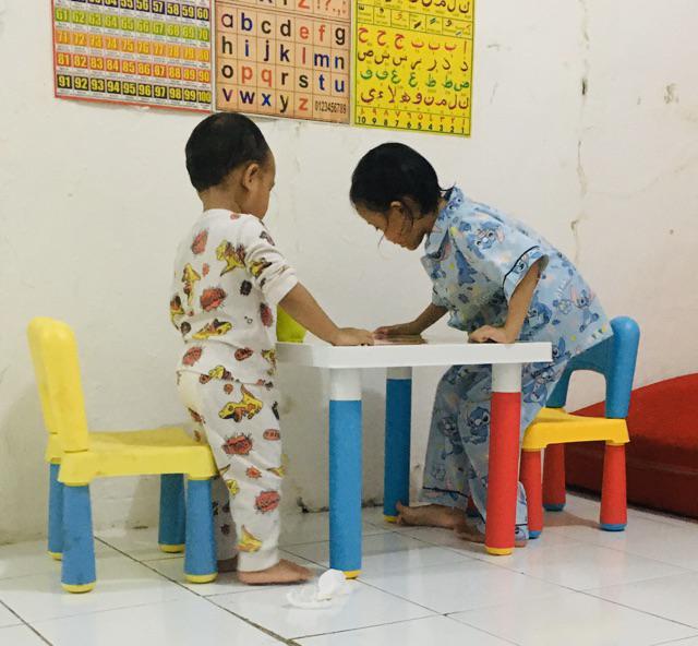 MEJA SET ANAK CLARIS MEJA BELAJAR ANAK ABJAD Shopee MEJA SET ANAK CLARIS MEJA BELAJAR ANAK ABJAD Shopee