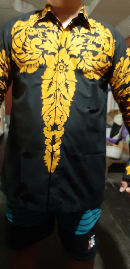 Batik Solo Kemeja Batik Pria Lengan Panjang Ahy Gold Dillan Lapis Furing Galing Purwo Wulu Wayang