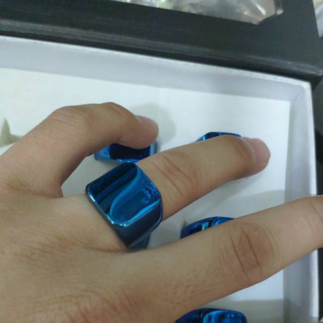 Cincin titanium isi 12pcs pria besar warna biru