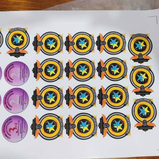 cetak stiker label logo bahan vinyl cromo transparan cetak stiker label logo bahan vinyl cromo transparan