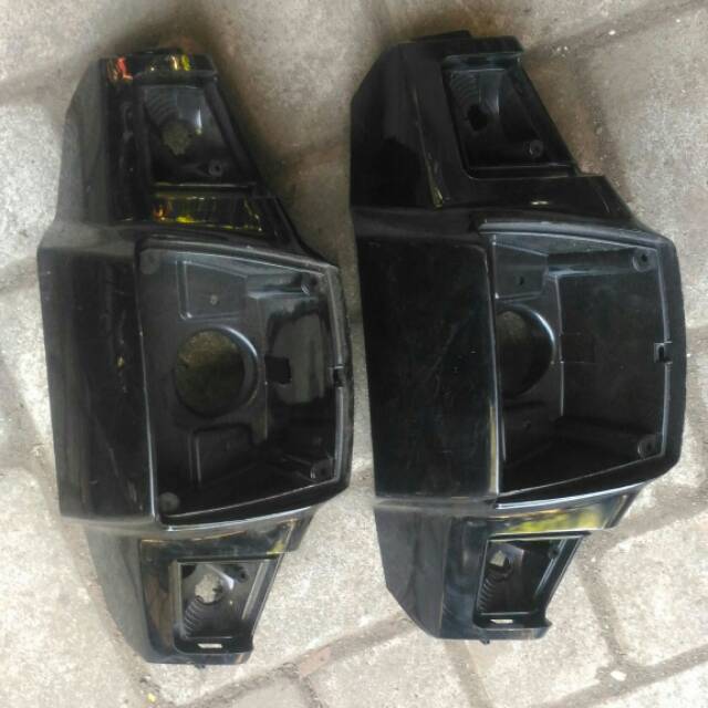 Batok lampu suzuki crystal