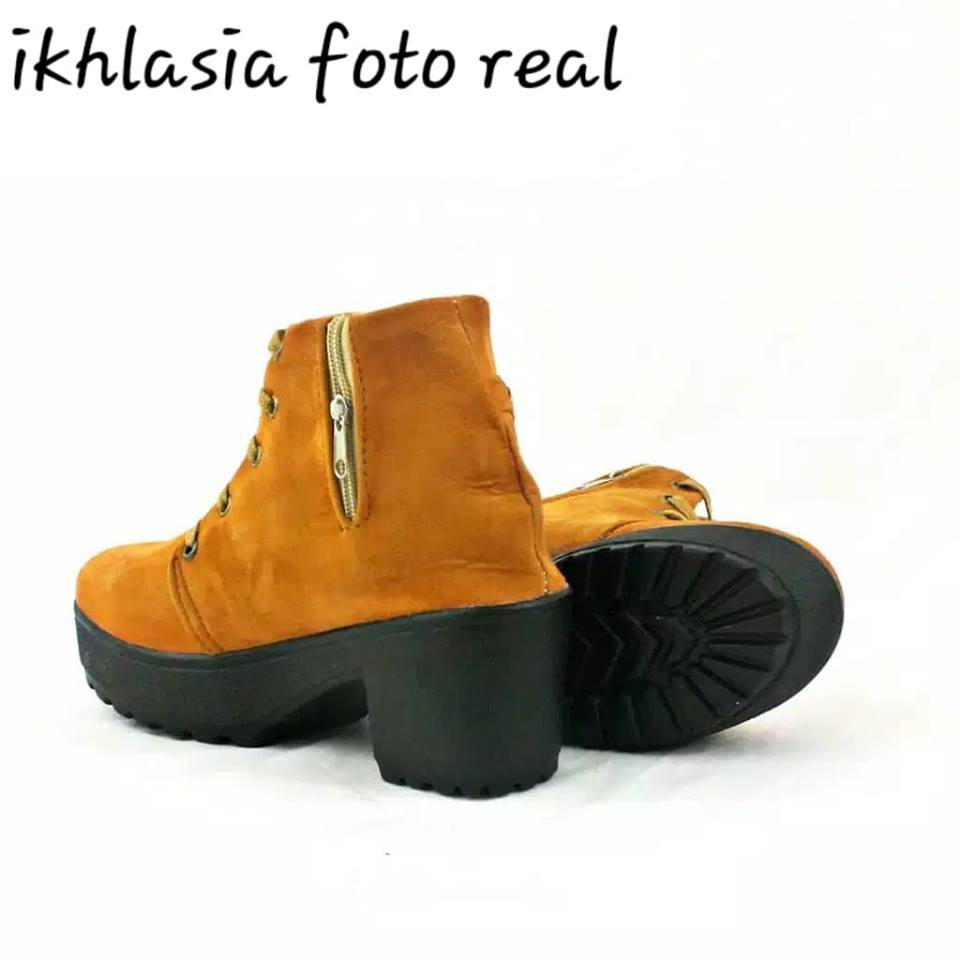 Ikhlasia Sepatu Bots Hells gesper PB03-2