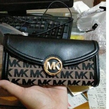 preloved dompet mk
