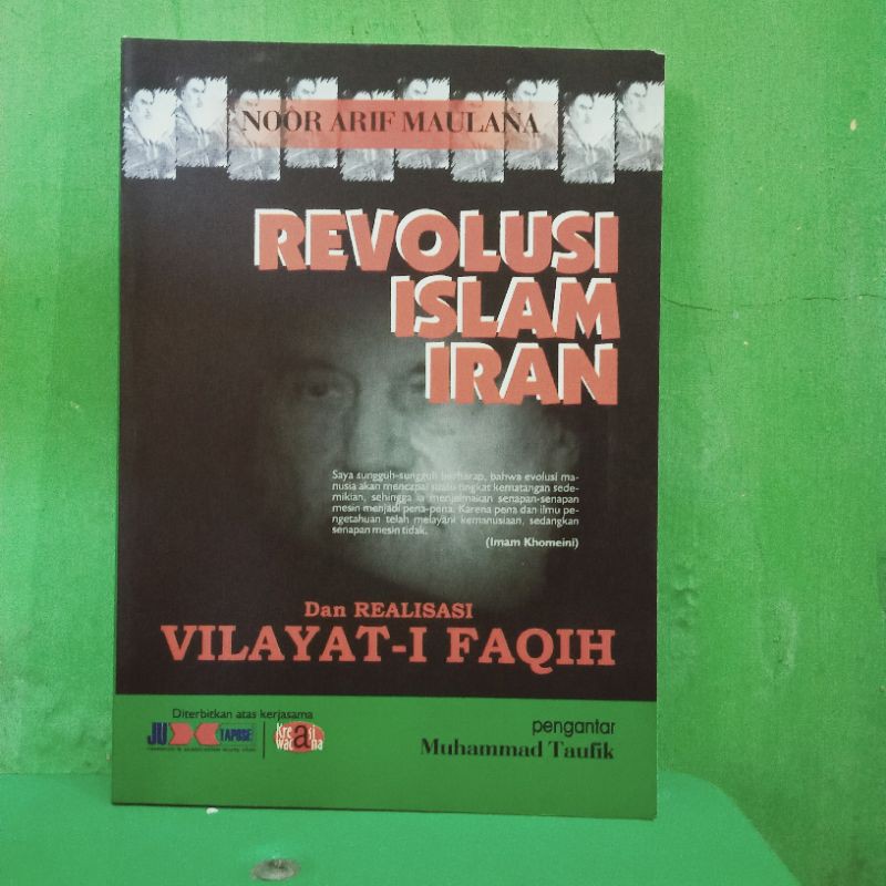 Buku ORI RevolusiI slam Iran - A